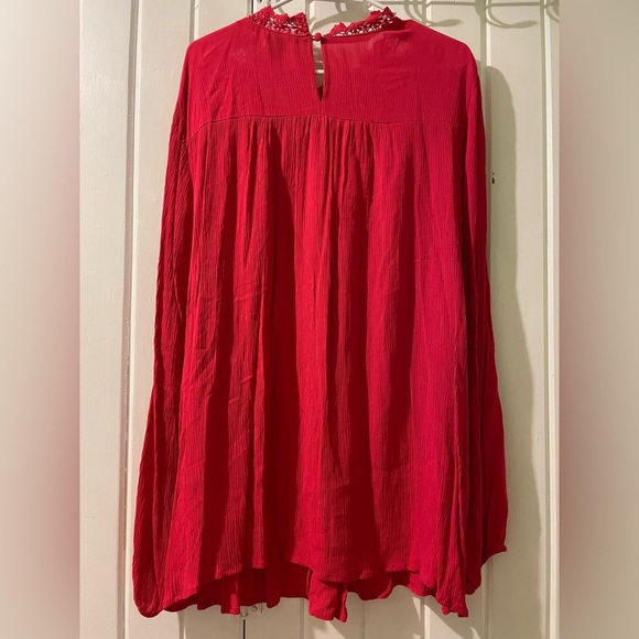 TORRID crinkle lace blouse-3X(22-24) NWT - Picture 5 of 6